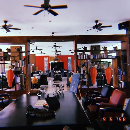 The Island Lodge My Tho Bagian luar foto
