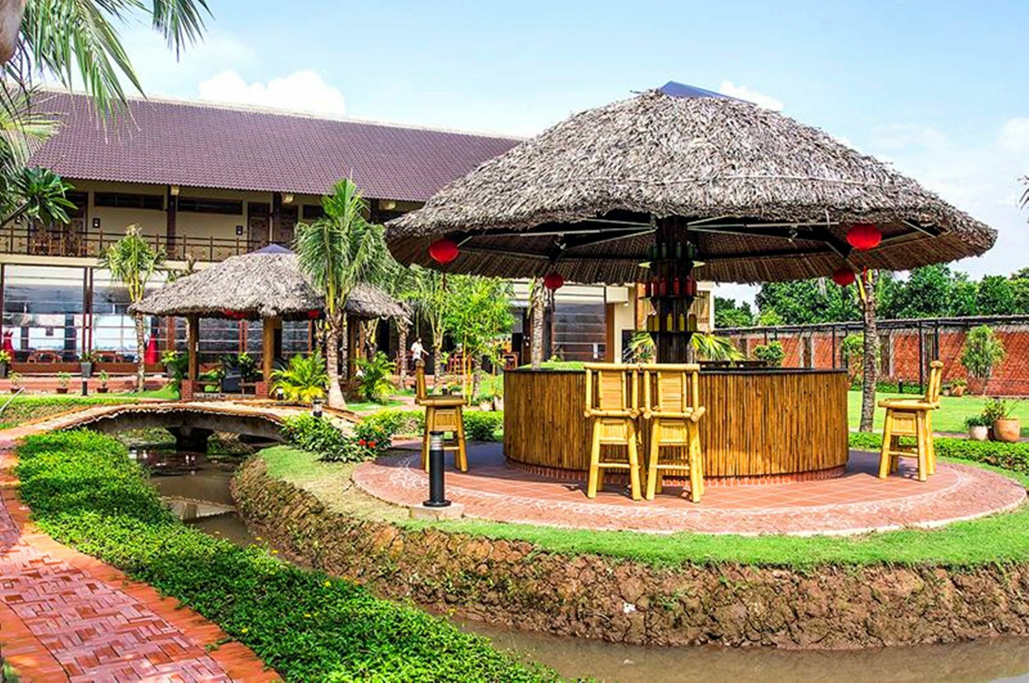 The Island Lodge My Tho Bagian luar foto